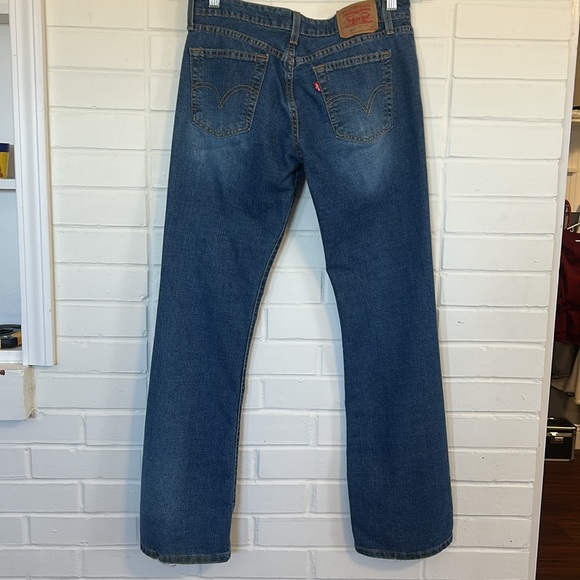 518 Levi’s Straus Superlow Stretch boot cut. 7Jr M 87% Cotton 12% Polyester (2) - Picture 4 of 6